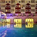 Royal Paradise سيدي