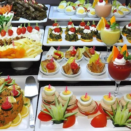 Royal Paradise אתר נופש 4*