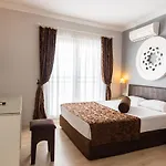 Royal Paradise Semesteranläggning (resort) 4*