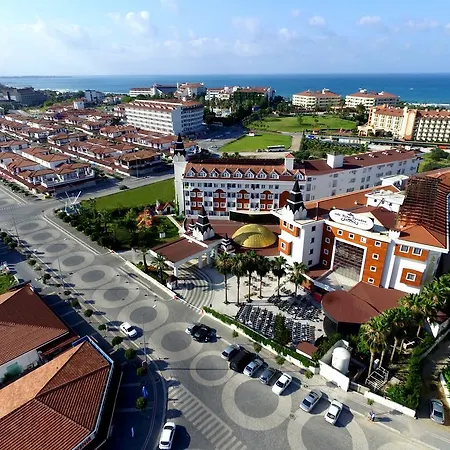 Royal Paradise