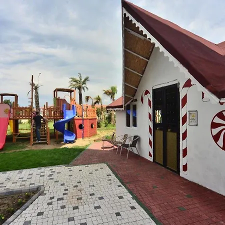 Complex Royal Paradise