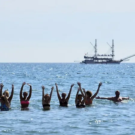 Θέρετρο Side Royal Paradise