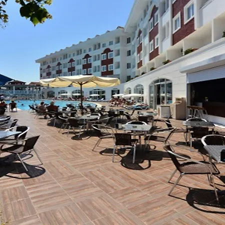 Θέρετρο Side Royal Paradise 4*